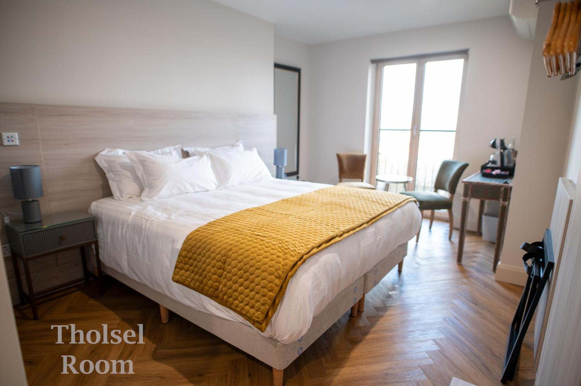 Kilkenny Suites Extérieur photo